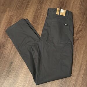NWT Prana Men’s Double Peak Pant tapered leg 32” x 32” charcoal gray